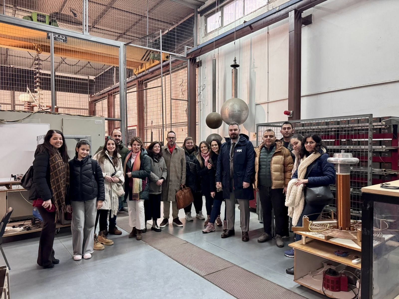  – Βρεφονηπιακός Σταθμός - Νηπιαγωγείο - Δημοτικό - Γυμνάσιο - Λύκειο ...η ολοκληρωμένη εκπαιδευτική πρόταση – Γανόχωρα, Κατερίνη Πιερίας – Εκπαιδευτήρια ΠΛΑΤΩΝ